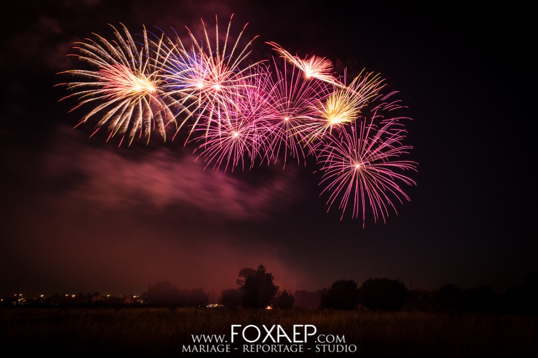 Feu d&rsquo;Artifice Chevigny Saint Sauveur — FOXAEP, photographe Bourgogne