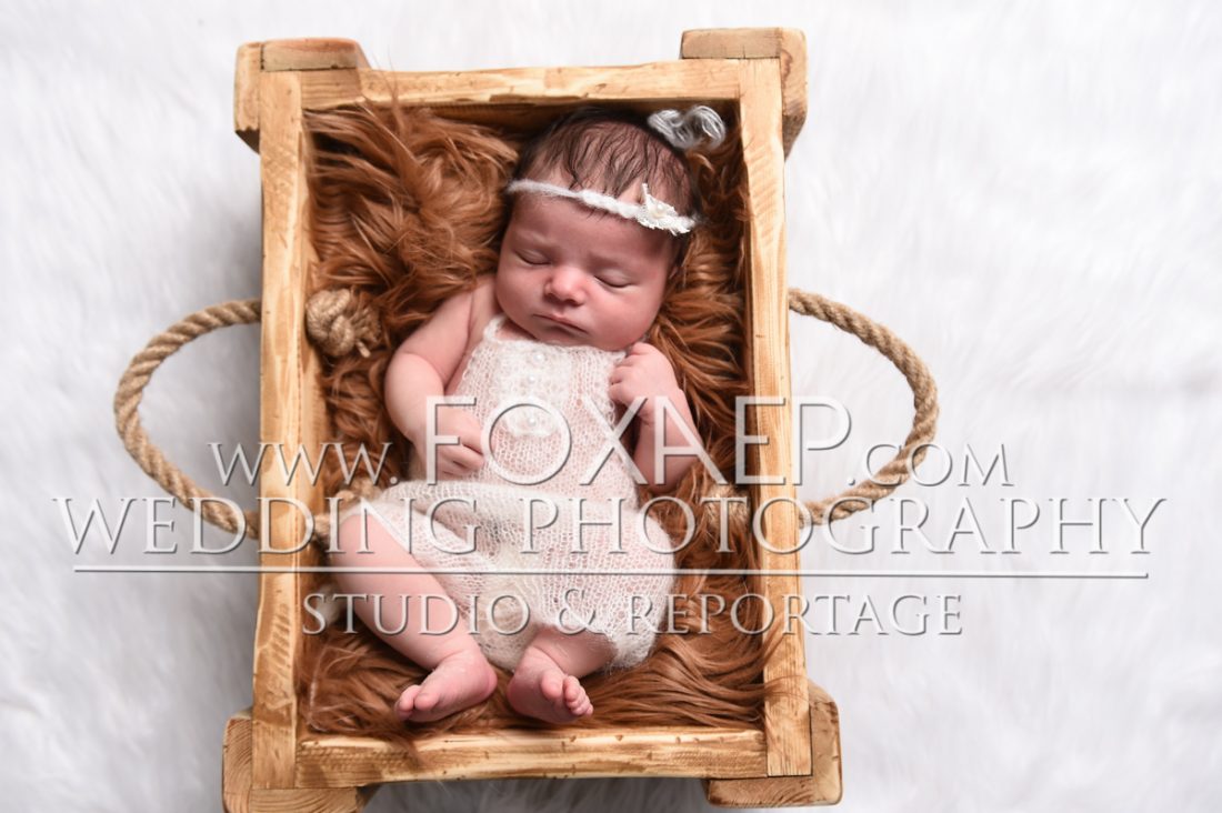 Photographe bébé Beaune – Layna — FOXAEP, photographe Bourgogne