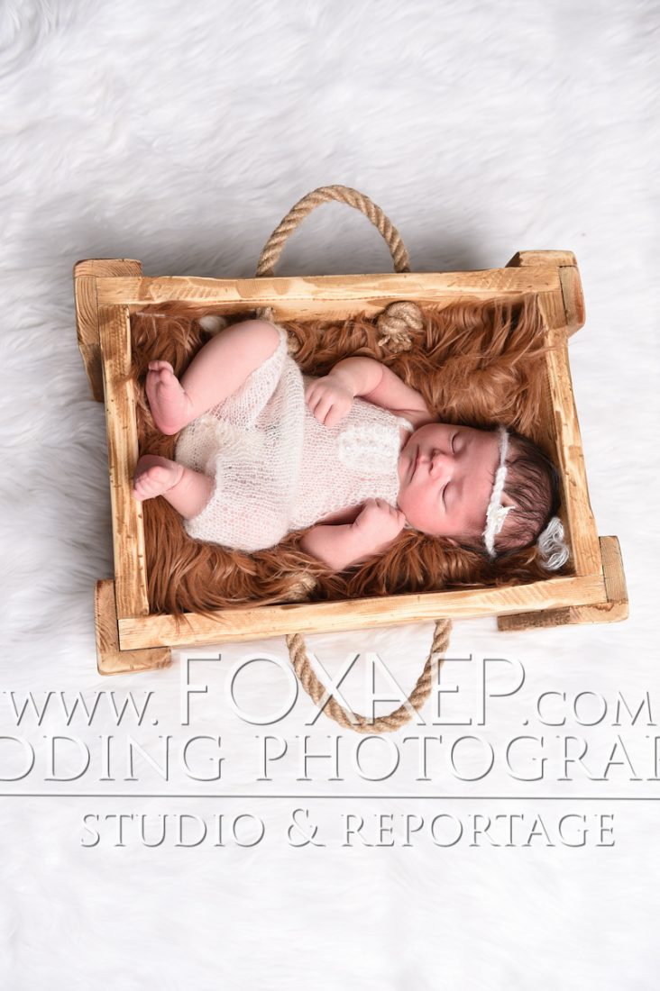 Photographe bébé Beaune – Layna — FOXAEP, photographe Bourgogne
