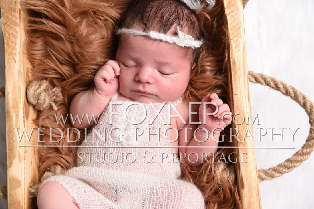 Photographe bébé Beaune – Layna — FOXAEP, photographe Bourgogne