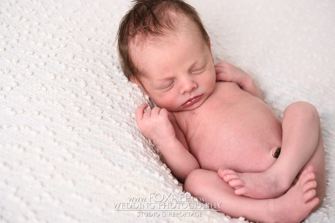 Guillaume – Nouveau né Bébé — FOXAEP, photographe Bourgogne