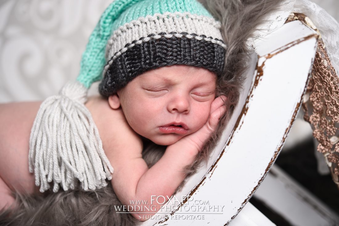 Guillaume – Nouveau né Bébé — FOXAEP, photographe Bourgogne