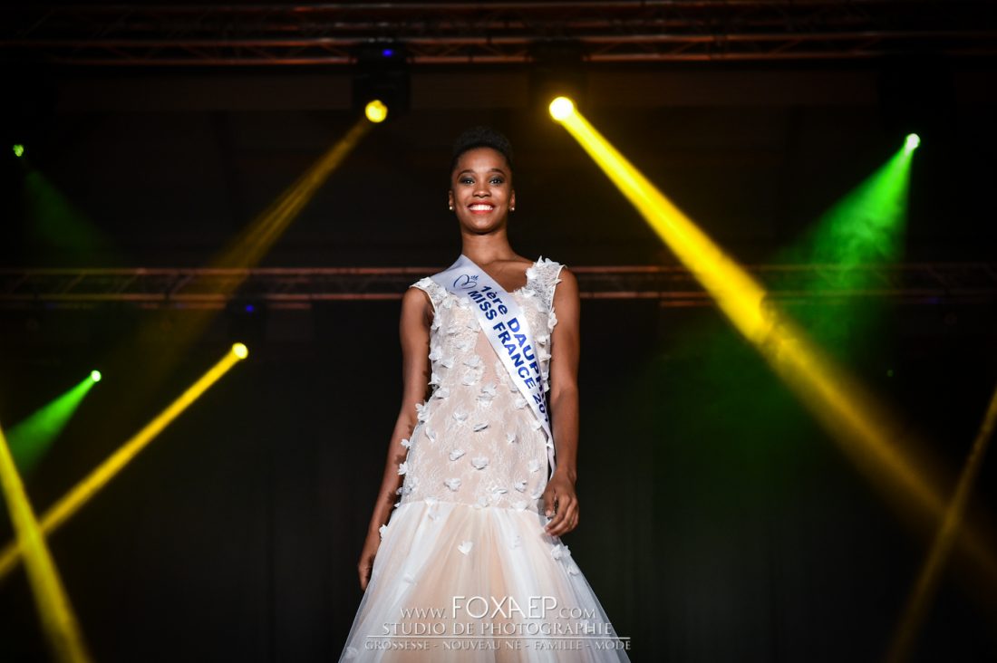 Miss Bourgogne 2016, Show Miss France et couronnement. — FOXAEP, photographe Bourgogne
