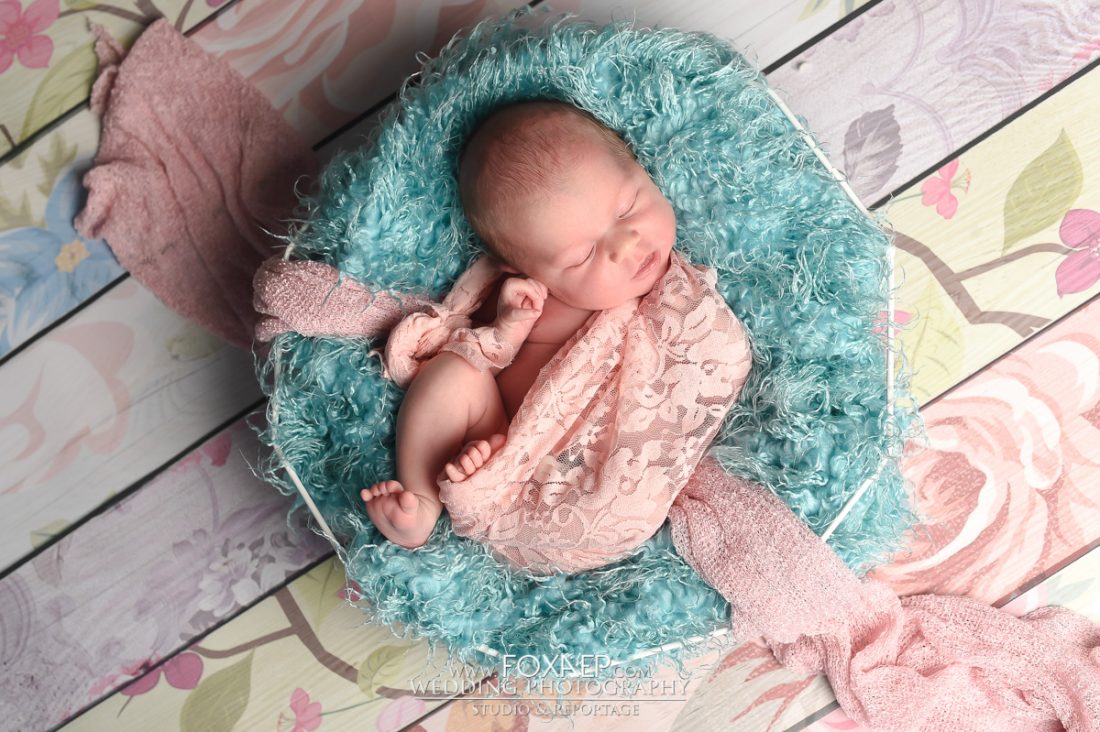 Faustine, Séance Nouveau Né/Bébé — FOXAEP, photographe Bourgogne