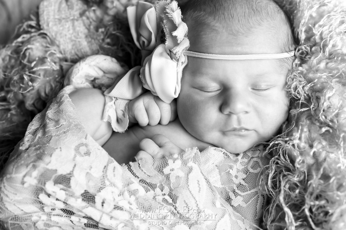Faustine, Séance Nouveau Né/Bébé — FOXAEP, photographe Bourgogne