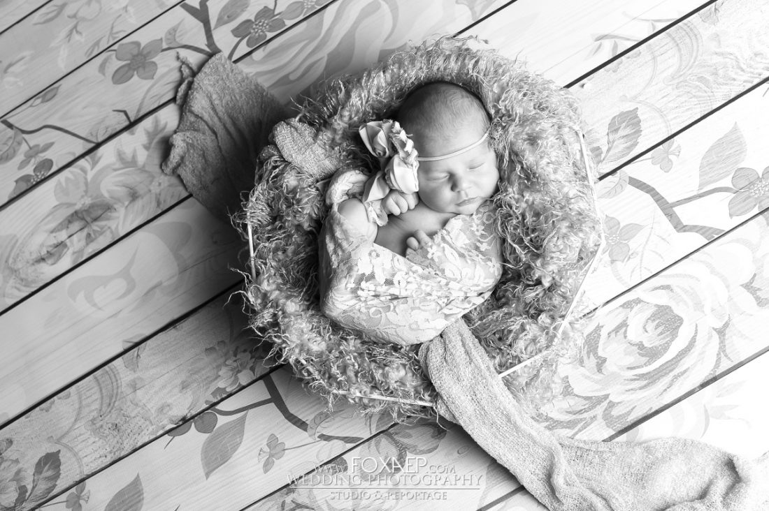 Faustine, Séance Nouveau Né/Bébé — FOXAEP, photographe Bourgogne