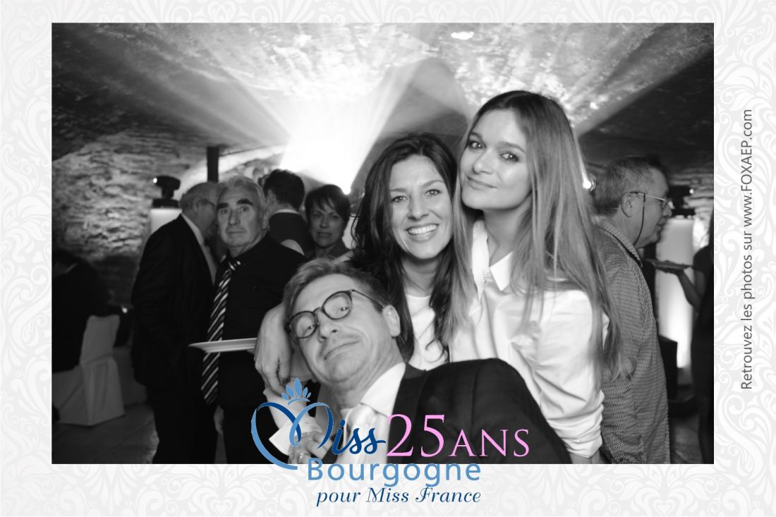 25 Ans Miss Bourgogne – FoxyBooth — FOXAEP, photographe Bourgogne
