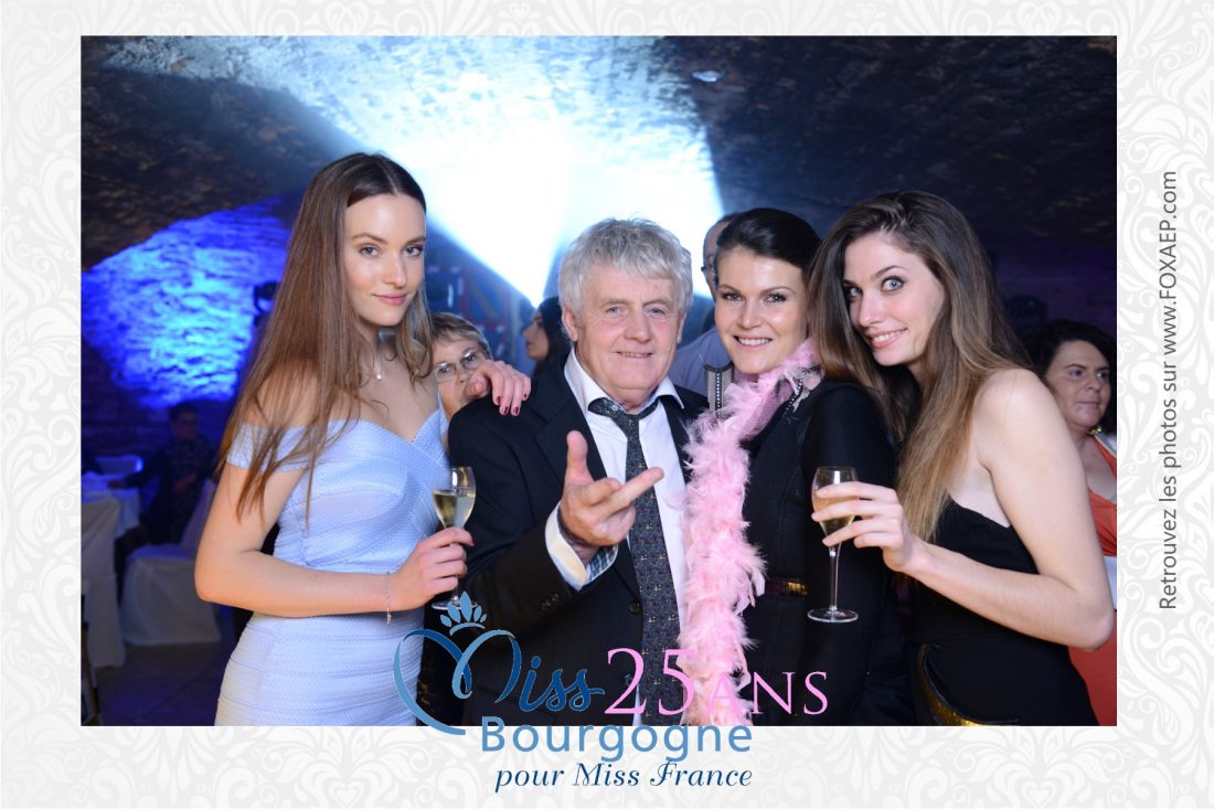 25 Ans Miss Bourgogne – FoxyBooth — FOXAEP, photographe Bourgogne