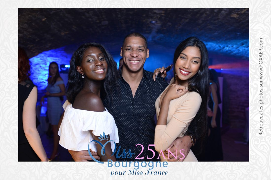 25 Ans Miss Bourgogne – FoxyBooth — FOXAEP, photographe Bourgogne