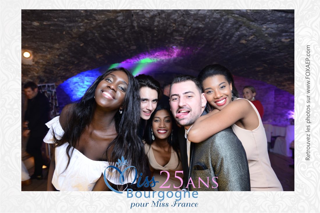 25 Ans Miss Bourgogne – FoxyBooth — FOXAEP, photographe Bourgogne