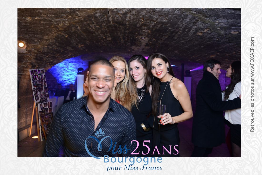 25 Ans Miss Bourgogne – FoxyBooth — FOXAEP, photographe Bourgogne