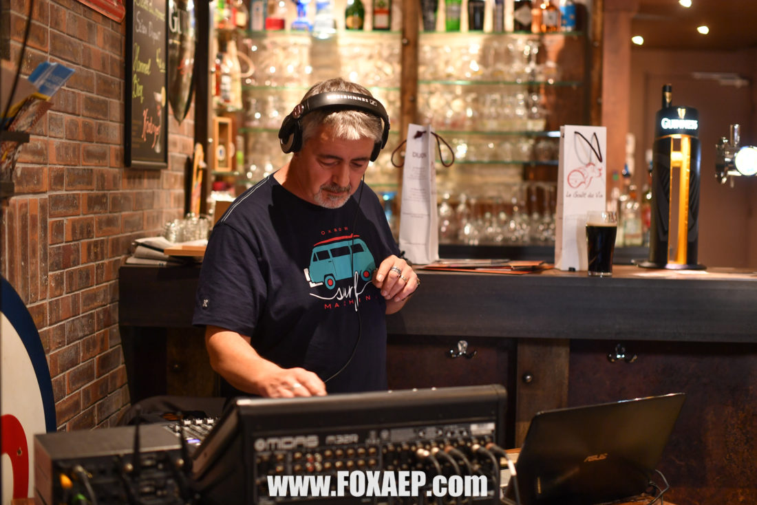 Le Dîner – The Blue Dog — FOXAEP, photographe Bourgogne