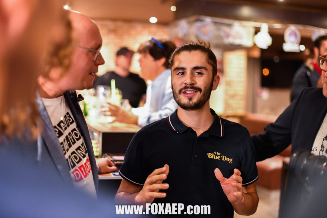 Le Dîner – The Blue Dog — FOXAEP, photographe Bourgogne