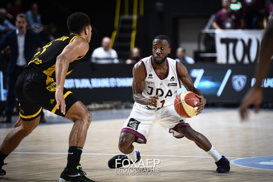 JDA BASKET VS FOS PROVENCE- 26-10-21 — FOXAEP, photographe Bourgogne