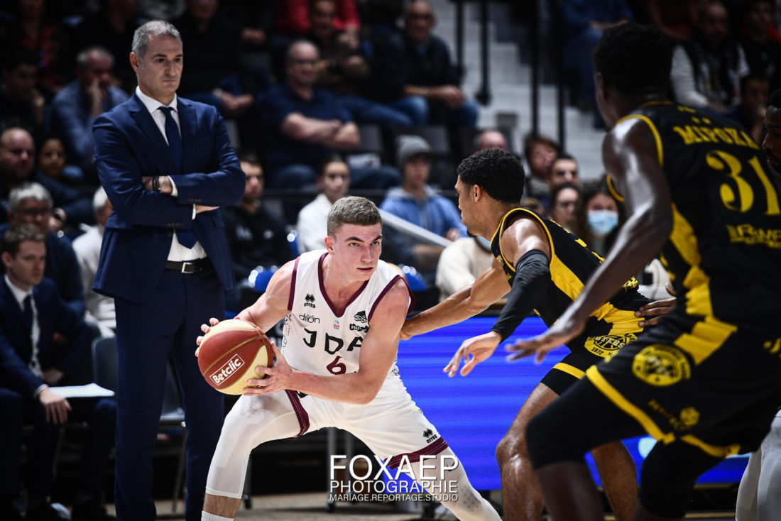 JDA BASKET VS FOS PROVENCE- 26-10-21 — FOXAEP, photographe Bourgogne