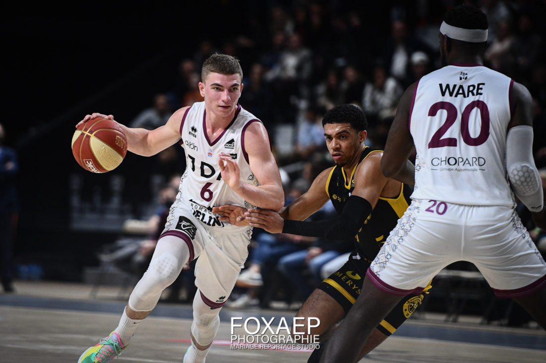 JDA BASKET VS FOS PROVENCE- 26-10-21 — FOXAEP, photographe Bourgogne