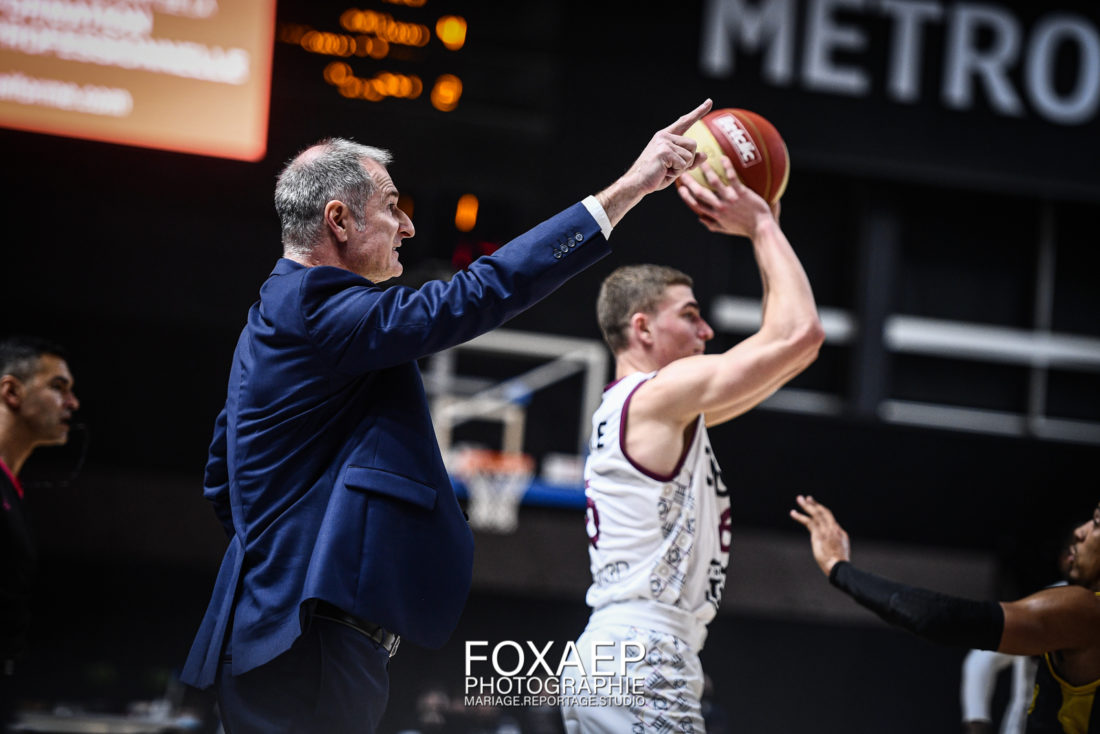 JDA BASKET VS FOS PROVENCE- 26-10-21 — FOXAEP, photographe Bourgogne