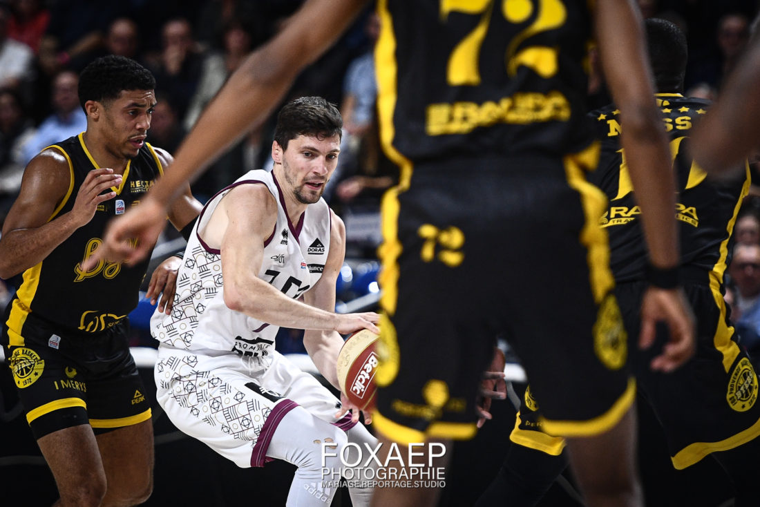 JDA BASKET VS FOS PROVENCE- 26-10-21 — FOXAEP, photographe Bourgogne