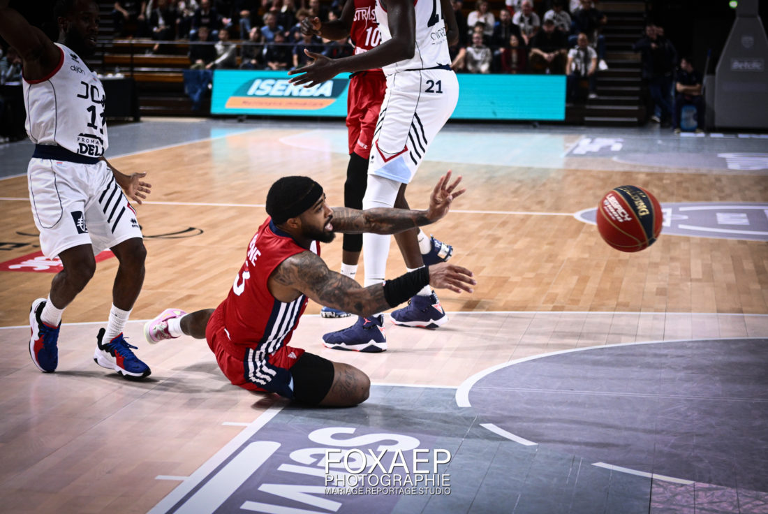 JDA BASKET VS SIG STRASBOURG- 27-09-22 — FOXAEP, photographe Bourgogne