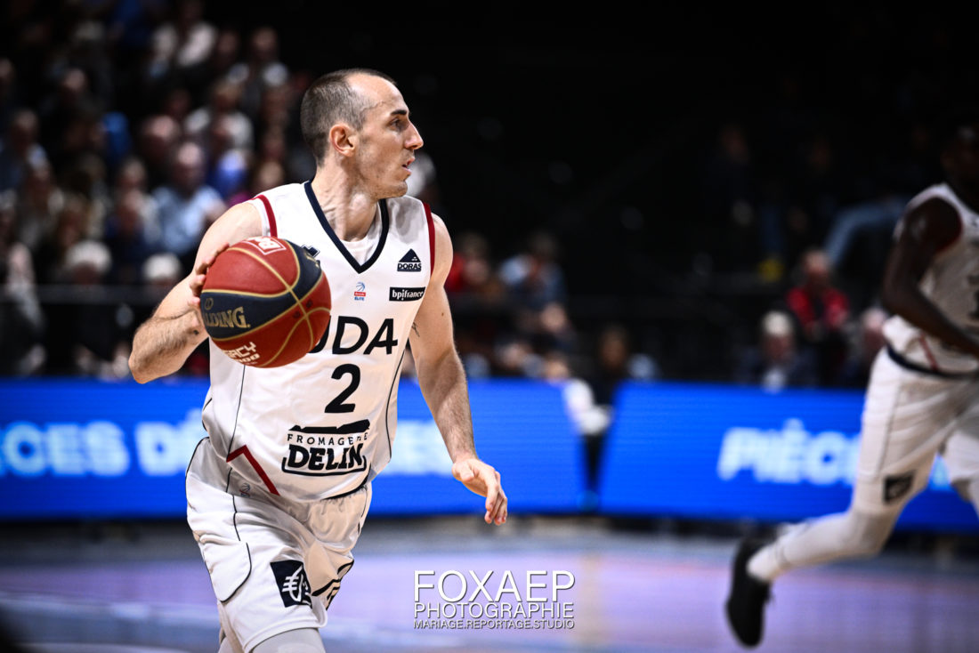 JDA BASKET VS SIG STRASBOURG- 27-09-22 — FOXAEP, photographe Bourgogne