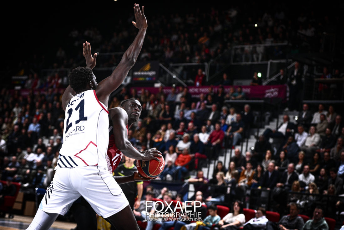 JDA BASKET VS SIG STRASBOURG- 27-09-22 — FOXAEP, photographe Bourgogne